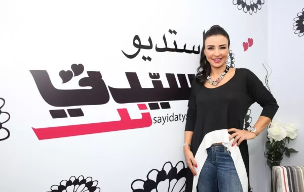 ماغي بوغصن  في مكاتب "سيدتي" بدبي