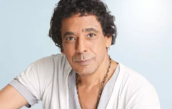 محمد منير يختتم "مهرجان الملك" في دبي