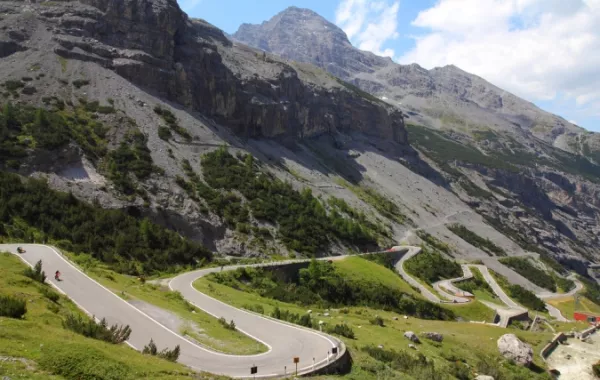 تعرّفي الى أخطر الطرق في العالم!