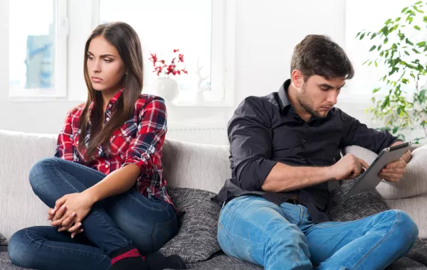 التعاسة الزوجية قد تدمر الذات