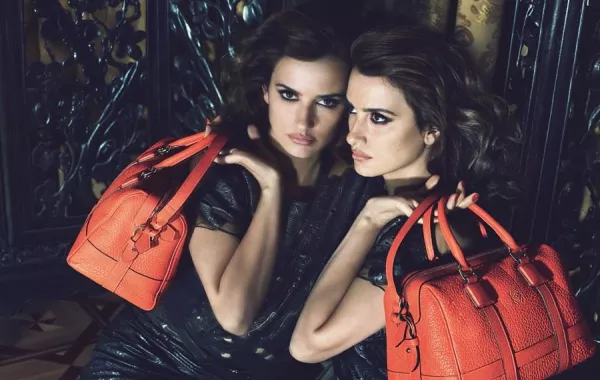 حقيبة "Loewe" بإلهام من فنون الفروسيَّة