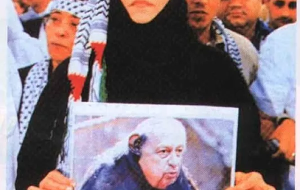 أحلام  تعرض صورها القديمة