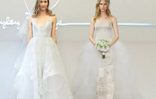 40 فستان زفاف من التول لإطلالة مريحة!