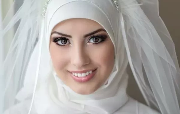 14 فكرة خاصة بطرحة العروس المحجبة