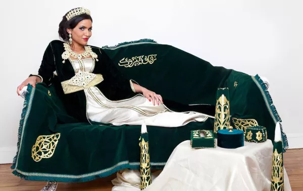 40 قفطاناً مغربياً للعروس بلمسة عصرية