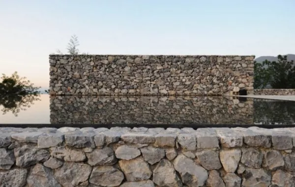 10 منازل غريبة الأطوار!