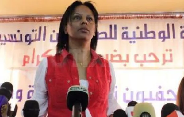 نجيبة الحمروني.. أول نقيبة للصحافيين التونسيين بعد الثورة