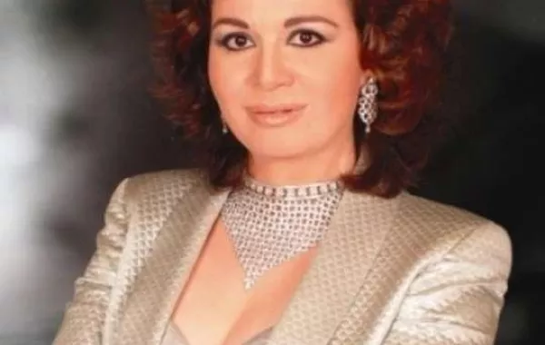 إلهام شاهين:أتمنى أن تحكم مصر امرأة