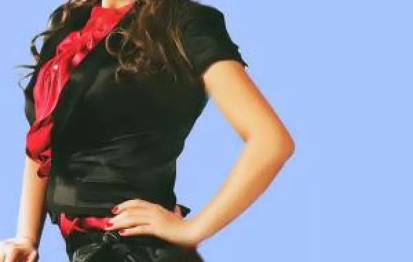 شيرين تتعرّض للهجوم بسبب ملابسها