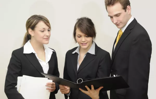 ما تحتاجين إلى معرفته عن التفويض