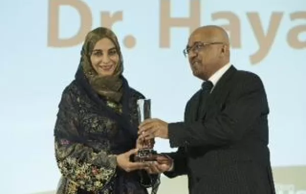 حياة سندي وجائزة الأفضل في العلوم والطب 2013