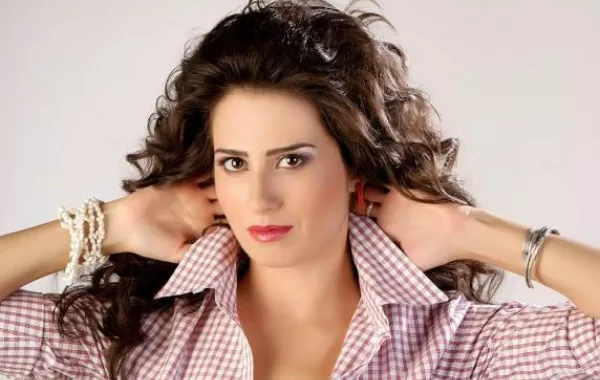 بعد "نيران صديقة" ميسون أبو أسعد تنضم إلى مسلسل"حائرات"