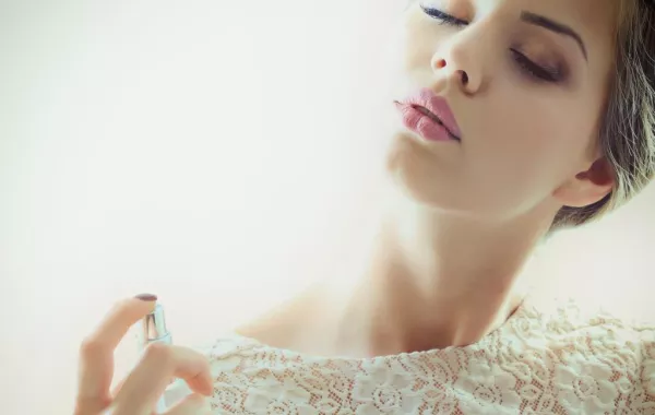 إليك 12 عطراً جديداً  لهذا الموسم