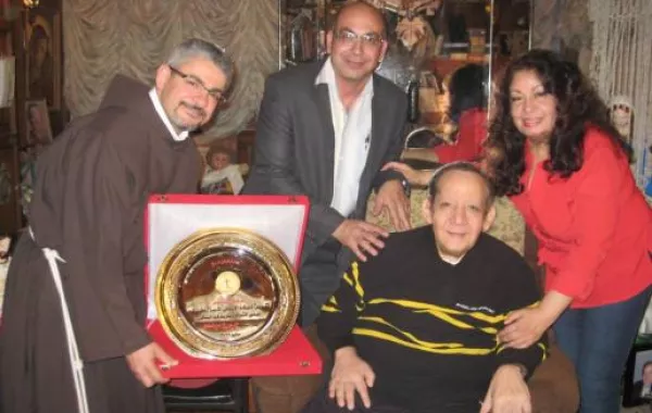 جورج سيدهم مصاب بمرض عضال والفنانون لم يسألوا عنه