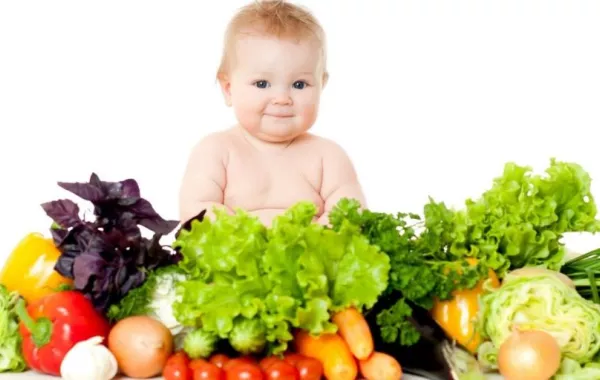 طرق تجعل طفلك يتناول  الخضراوات 