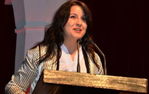 الممثلة مجيدة بنكيران برلمانية