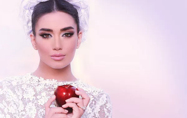 مكياجات بتوقيع أهم خبراء تجميل النجمات العرائس