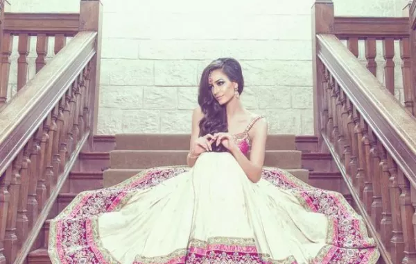 20 إطلالة مميزة للعروس الهندية