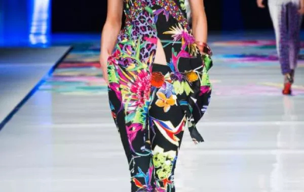 مجموعة Just Cavalli لربيع وصيف 2014