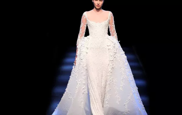 من باريس:أجمل فساتين زفاف الموسم الجديد