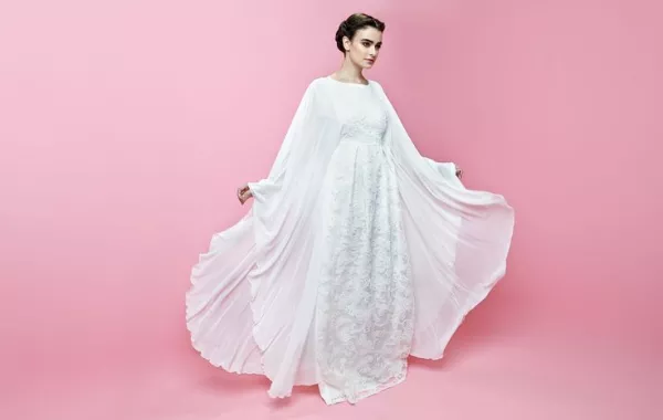 اختاري الأبيض  لعباءة  العيد