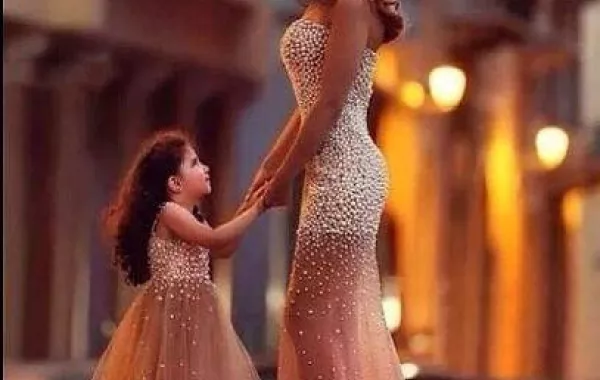  أنا وطفلتي واطلالات متناسقة 