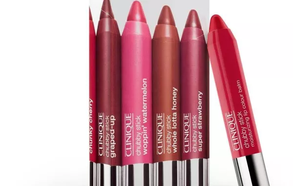 Chubby Stick Intense مرطب شهي بألوان جديدة