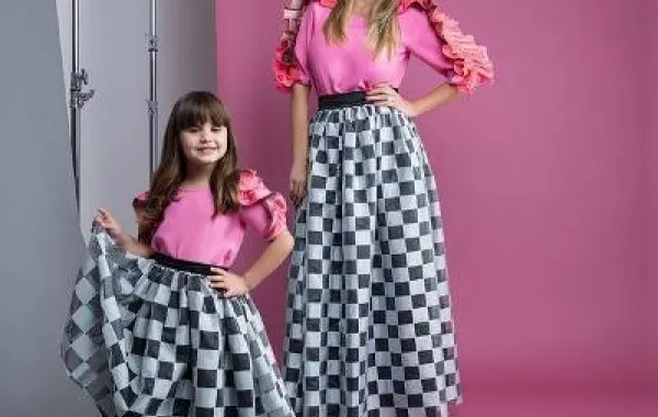 بالصور: جويل مردينيان وابنتها إيلا في جلسة تصوير مميّزة