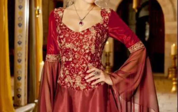 إطلالات السلطانة ناهد دوران