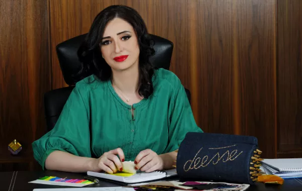 دينا طحان تصمّم الحقائب للسيدة المعاصرة