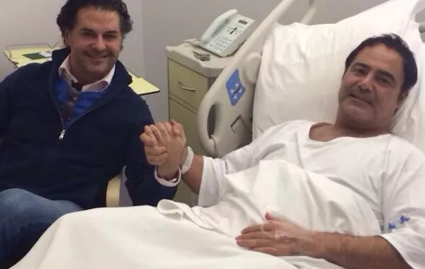 بالصور: النجوم  زاروا عاصي الحلاني في المستشفى