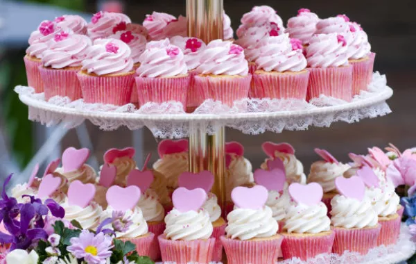 بالفيديو: نصائح وأفكار لزينة شوكولاتة العروس