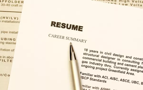 أخطاء قاتلة في سيرتك الذاتية عليك تجنبها