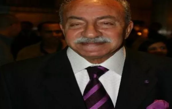 ممدوح الليثي في المستشفى بعد وصفه بالقوّاد