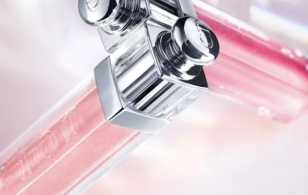 ماذا في Dior Addict ربيع 2013؟