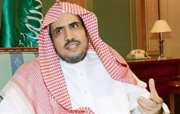 لا نص دستورياً يمنع المرأة من قيادة السيارة