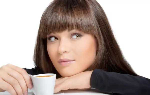 ما هي سلبيّات القهوة على بشرتك؟
