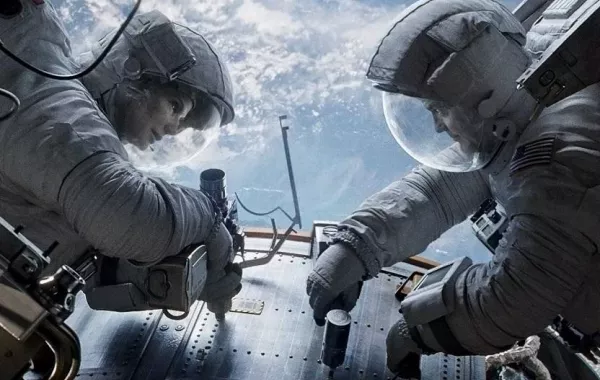 Gravity في القمة للأسبوع الرابع