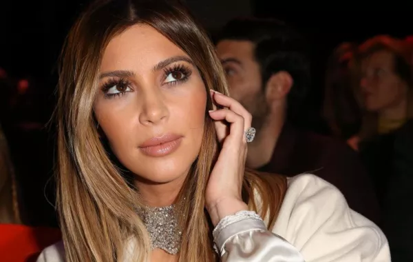 kim kardashian تطلّق إمرأة سعودية من زوجها 