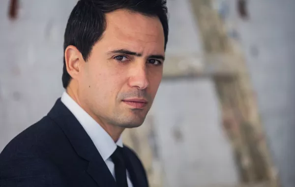 ظافر عابدين يجيب عن سؤال "حبة الكاراميل"