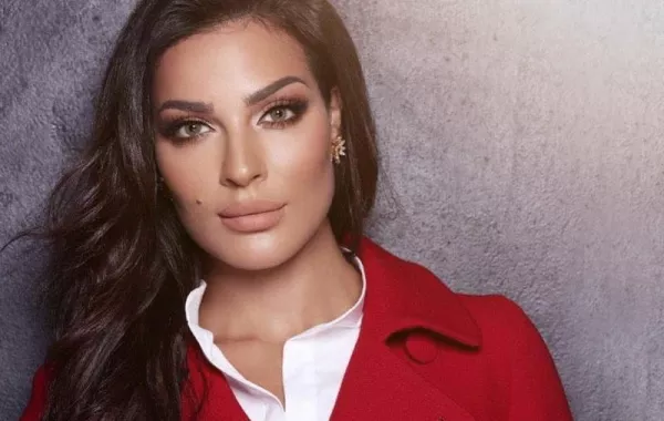 نادين نسيب نجيم عن مسلسها "خمسة ونص": قصة حب غير متوقعة وجديدة