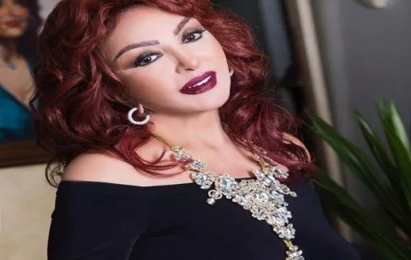 صور وفيديو:نبيلة عبيد نجمة مصر الأولى في عيد ميلادها ال 74