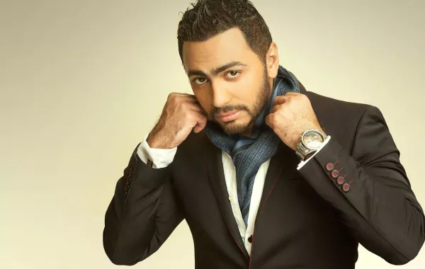 مشاهير يصدمون جمهورهم بمهنهم قبل الفن