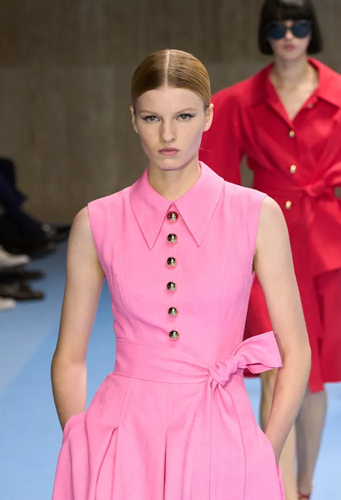فستان من كارولينا هيريرا Carolina Herrera - الصورة من Launchmetrics/Spotlight ©