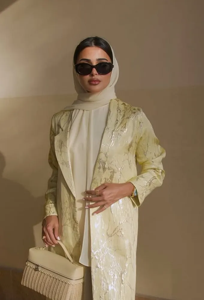 مدونة الموضة حنين الصيفي - الصورة من حسابها على إنستغرام