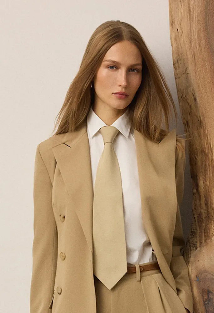 بدلة من رالف لورين Ralph Lauren - الصورة من Launchmetrics/Spotlight ©