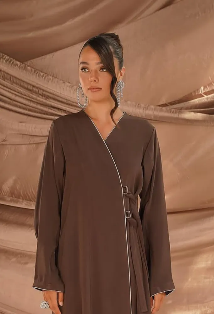 عباية من هانية البريكان Hania Collection - الصورة من حساب الماركة على إنستغرام
