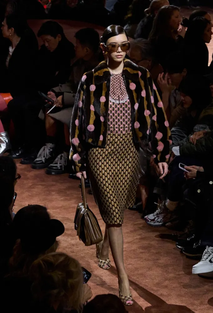إطلالة من فندي Fendi - الصورة من Launchmetrics/Spotlight ©