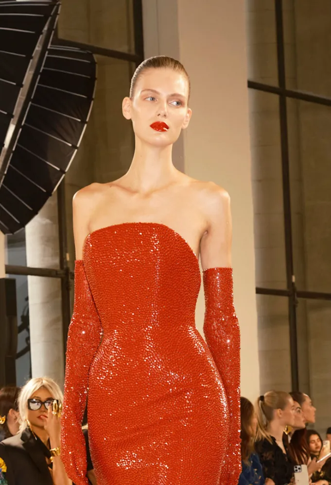فستان من سكياباريلي Schiaparelli - الصورة من Launchmetrics/Spotlight ©