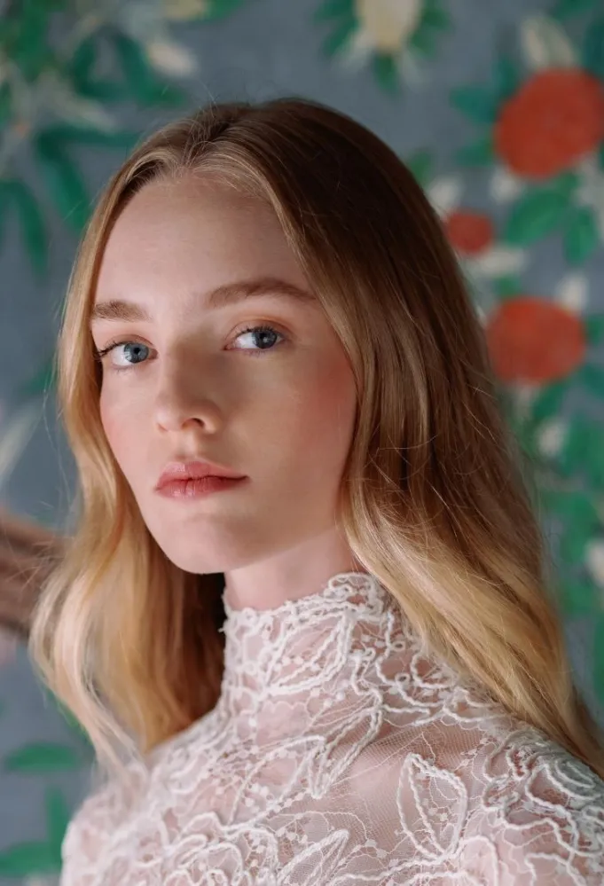 تسريحات شعر منسدلة للعروس